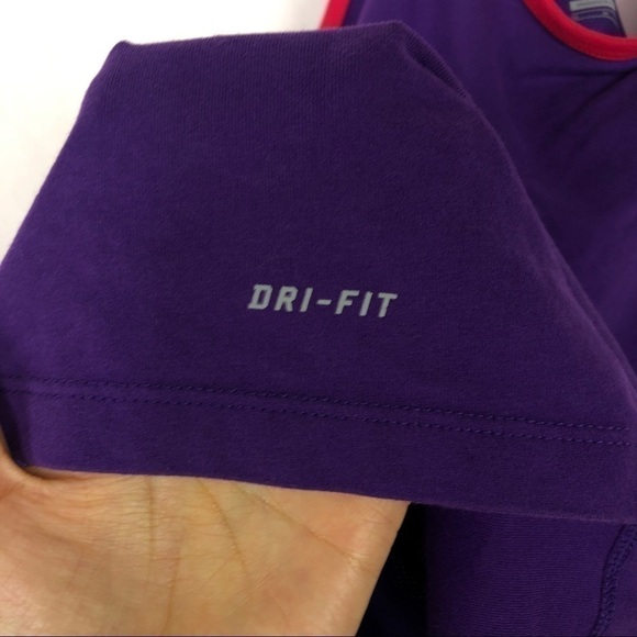 Nike Dri-Fit Racerback Tanktop Built-In Sports Bra - Picture 4 of 8